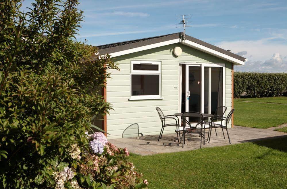 Atlantic Bays Holiday Park Padstow Bagian luar foto