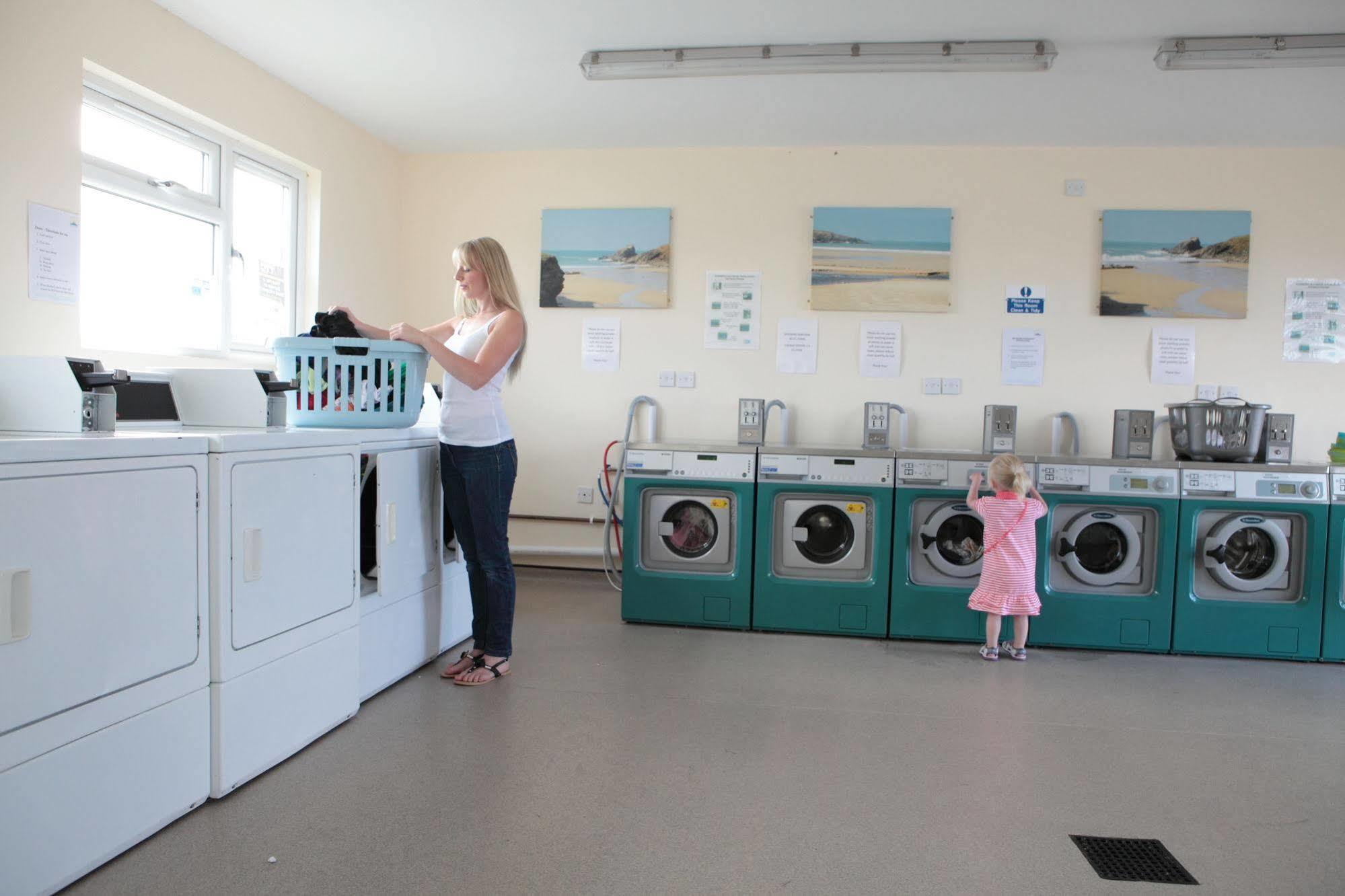 Atlantic Bays Holiday Park Padstow Bagian luar foto