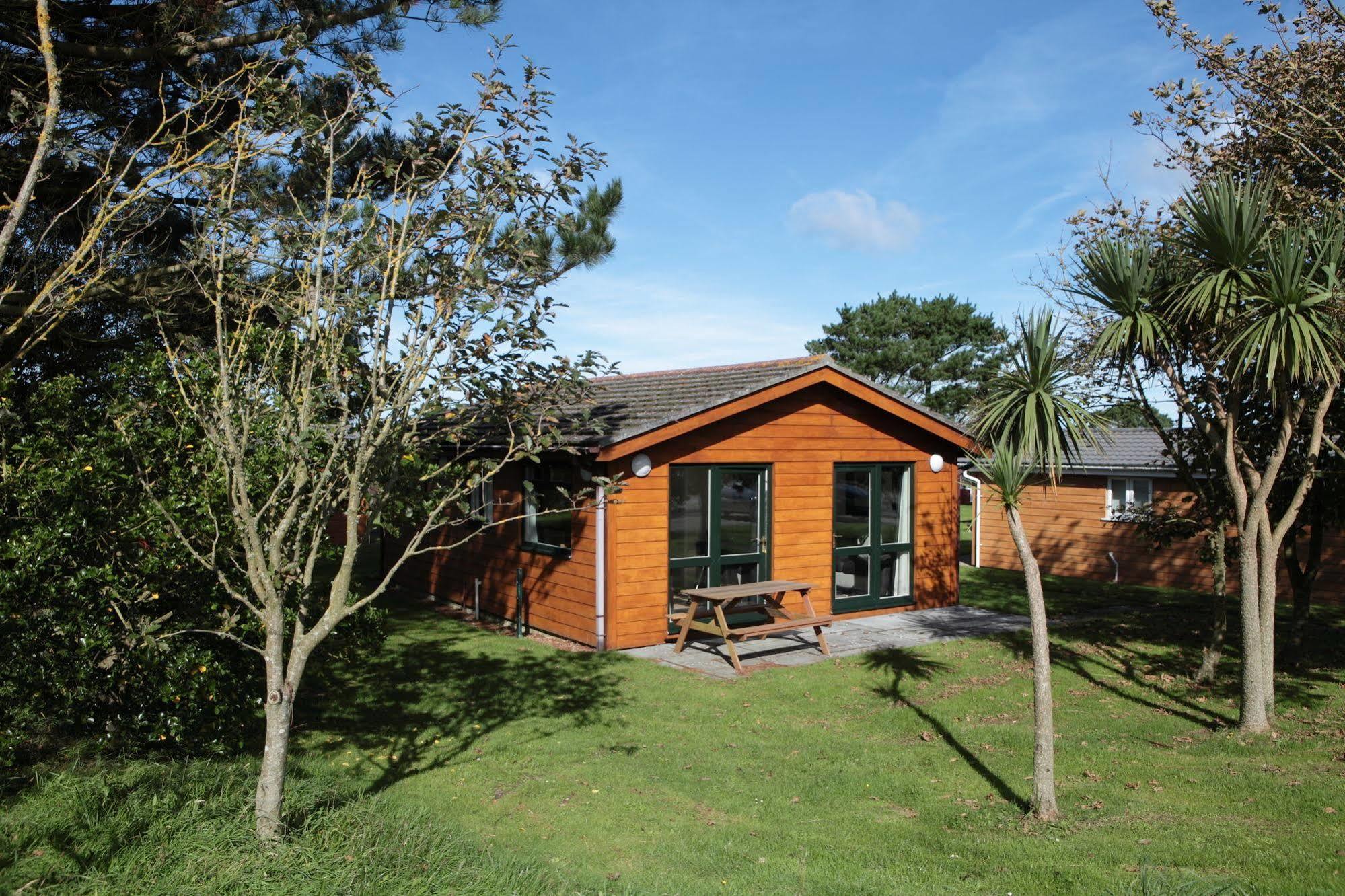 Atlantic Bays Holiday Park Padstow Bagian luar foto